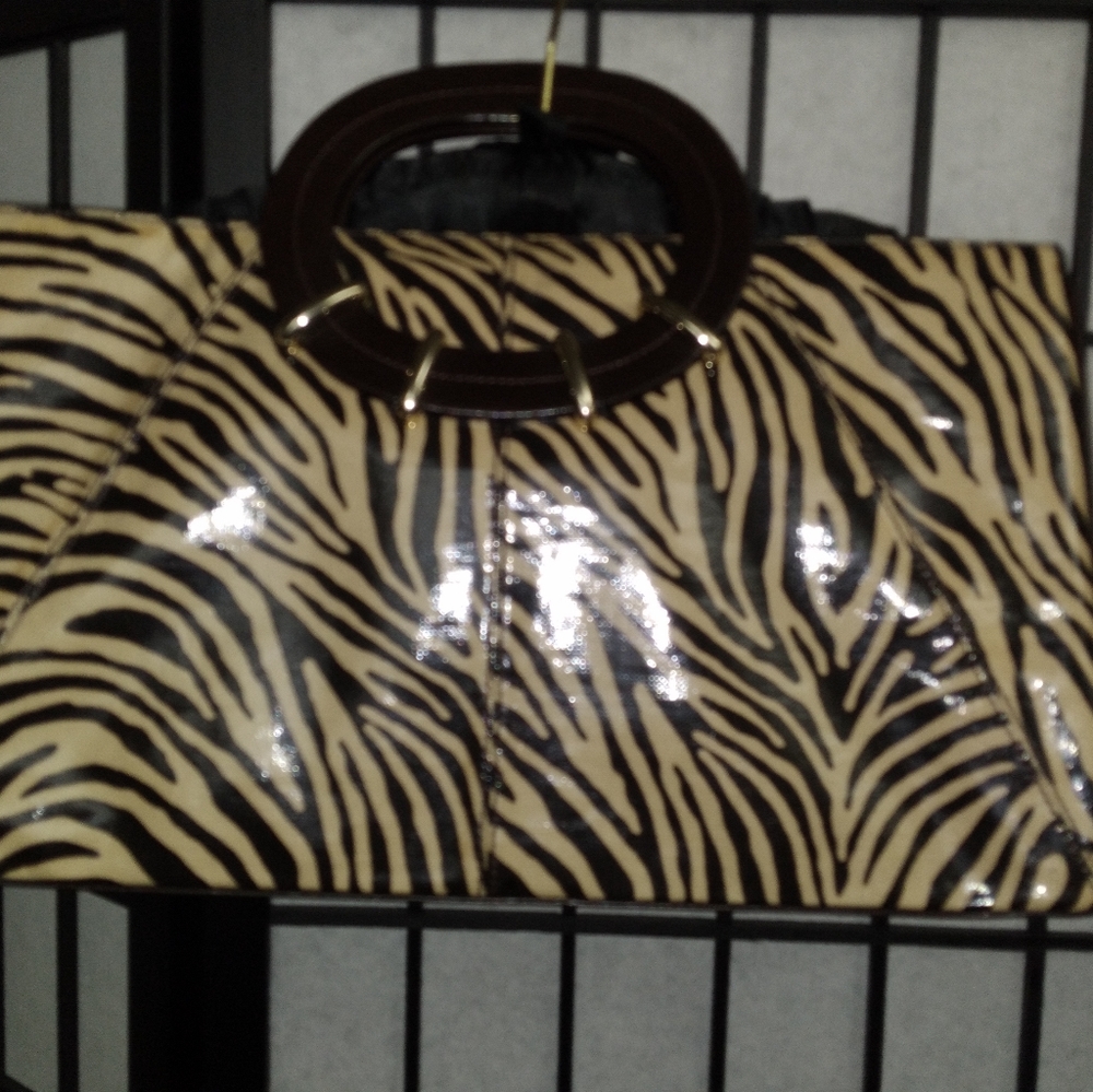 Purses - Picture 14 of 16